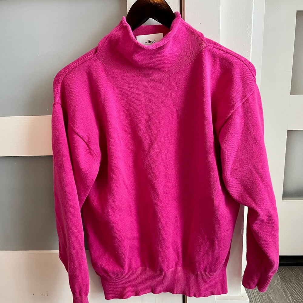 EUC Aritzia Merino Blend Sweater